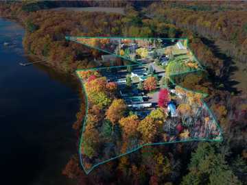 Stone Lake, WI: 6213 N Morningside Lane