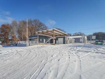 Eau Claire, WI: 1703 Western Avenue