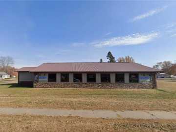 Augusta, WI: 708 W Washington Street