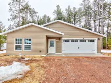 Hayward, WI: 10507 Nightingale Court