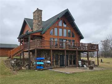 New Auburn, WI: 30925 County Highway F 