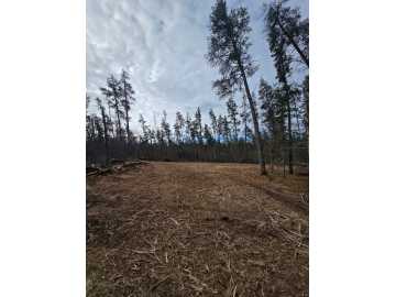 Minong, WI: 9075 W Wood Duck Lane 