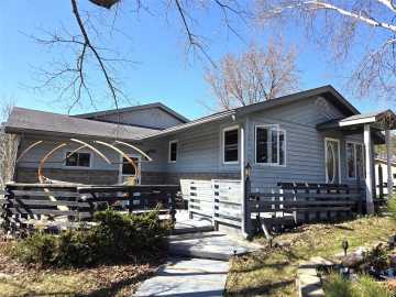 Spooner, WI: 217 S Summit Street