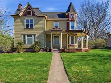Eau Claire, WI: 435 Jefferson Street