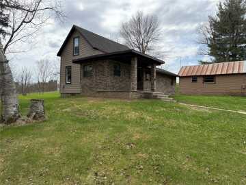 Hillsdale, WI: 664 17 1/2 Street
