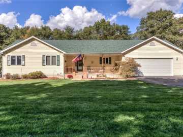 Eau Claire, WI: 7180 Nine Mile Creek Road
