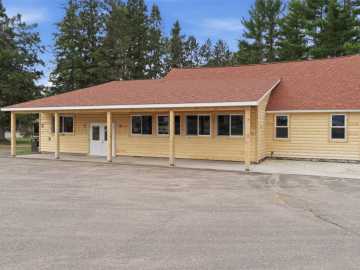 Hayward, WI: 10929 W County Hwy B 