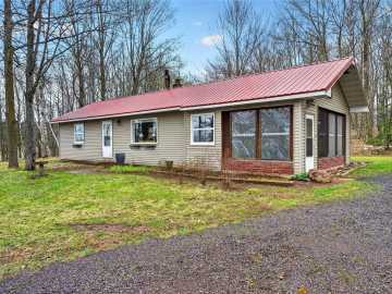 grand view, WI: 22535 Tuttles Lane