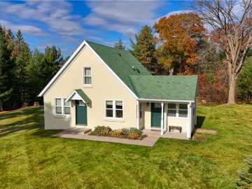 Springbrook, WI: 9156 N Tripp Road