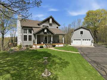 Menomonie, WI: N7908 Hwy J 