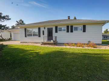 Eau Claire, WI: 2551 Sunridge Street