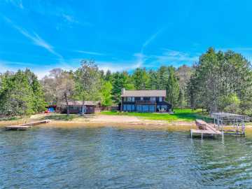 Hayward, WI: 12391 W Moreland Road