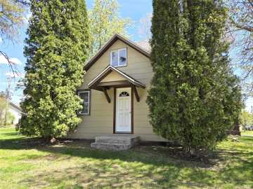 Cameron, WI: 509 Arlington Avenue