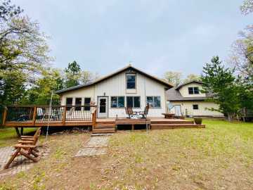 Minong, WI: N14205 Kings Court