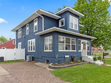Rice Lake, WI: 36 W Humbird Street