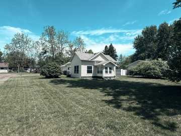Chippewa Falls, WI: 536 Olive Street