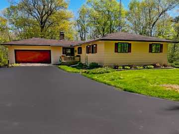 Spooner, WI: N4798 Loop Road