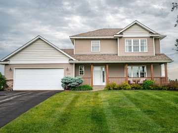 Ellsworth, WI: 444 W Overlook Drive