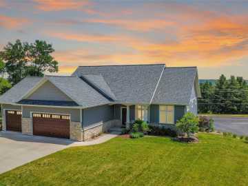 Wausau, WI: 2003 Liberty Ridge Way