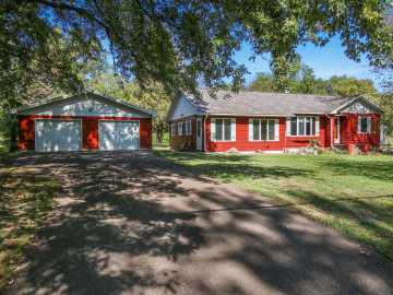 Menomonie, WI: 1819 Midway Road