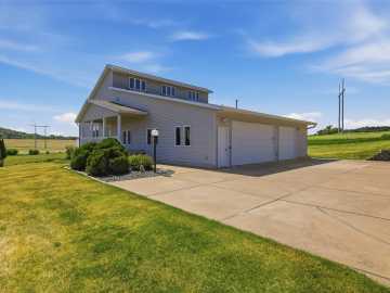 Menomonie, WI: E4948 429th Ave 