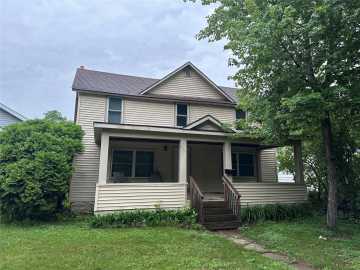Eau Claire, WI: 420 1st Avenue