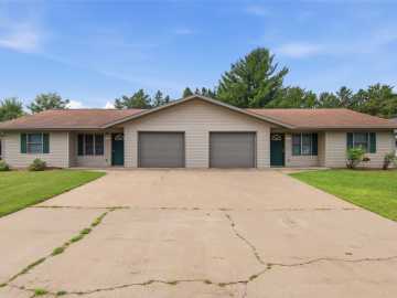 Chetek, WI: 1203/1205 W Center Street