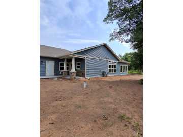 Hayward, WI: 15842 Laura Drive