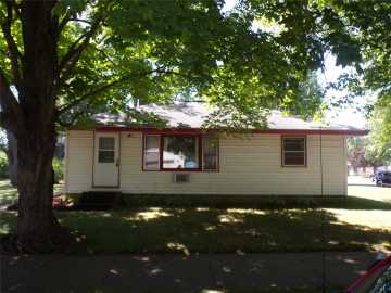 Chippewa Falls, WI: 315 E Wisconsin Street