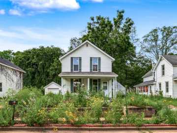Eau Claire, WI: 238 Illinois Street