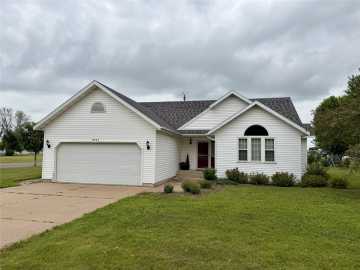 Bloomer, WI: 2321 5th Avenue