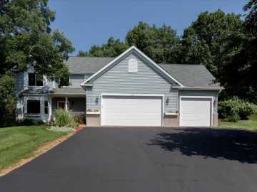 North Hudson, WI: 1016 Willow River Road N 