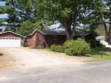 Menomonie, WI: 2235 Mathews Street