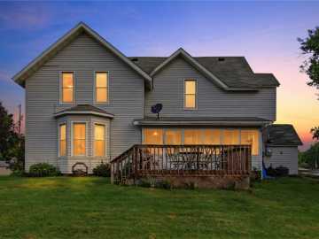 Eleva, WI: 26050 W Stebins Street
