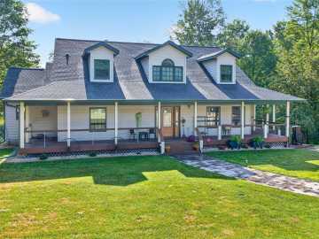 Chetek, WI: 2694 10th Avenue