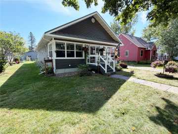 Rice Lake, WI: 27 Hatten Avenue