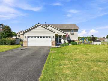 Somerset, WI: 315 Martell Street