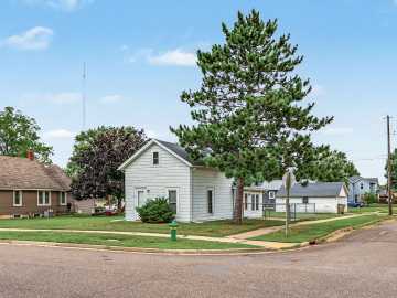 Chippewa Falls, WI: 1134 Water St 