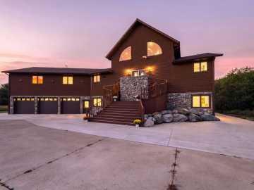 Dresser, WI: 897 207th Street