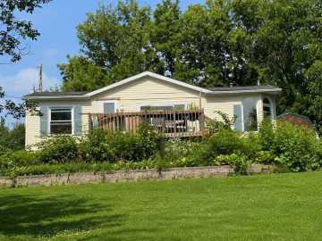 Spring Valley, WI: W5366 794th Avenue