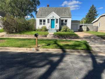 Eau Claire, WI: 2228 8th Street