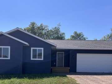 Chetek, WI: 245 Nielsen Lane