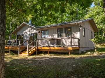 Comstock, WI: 272 214th Avenue