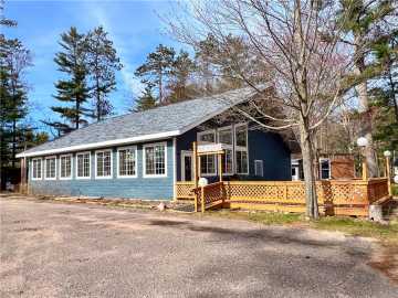 Couderay, WI: 7042 N Lake Shore Drive