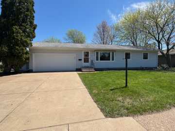 Eau Claire, WI: 3249 Mercury Avenue