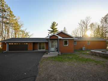 Trego, WI: W5937 Ross Road