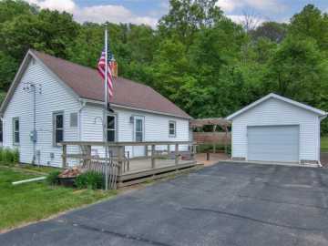 Eau Claire, WI: W2631 Comings Road