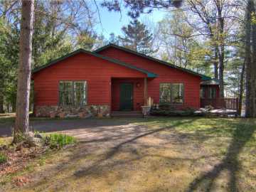 Hayward, WI: 8360 N West Shore Lane