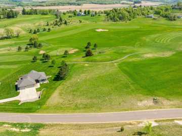 Mondovi, WI: 1281 Valley Estates Road