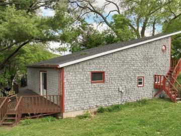 Colfax, WI: N10221 970th Street